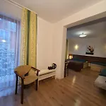 Couette-café Amber 3*