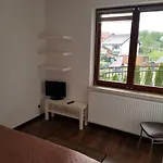 Amber 3*