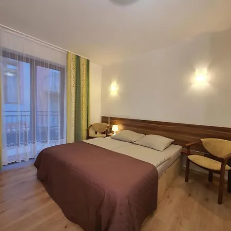 Bed & Breakfast Amber 3*
