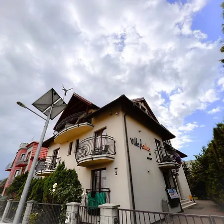 Amber Bed & Breakfast 3*